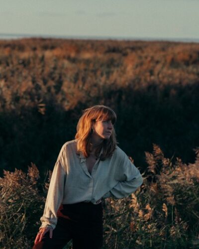 18 mei 2025: Tsjerketour door singer-songwriter Esther de Jong